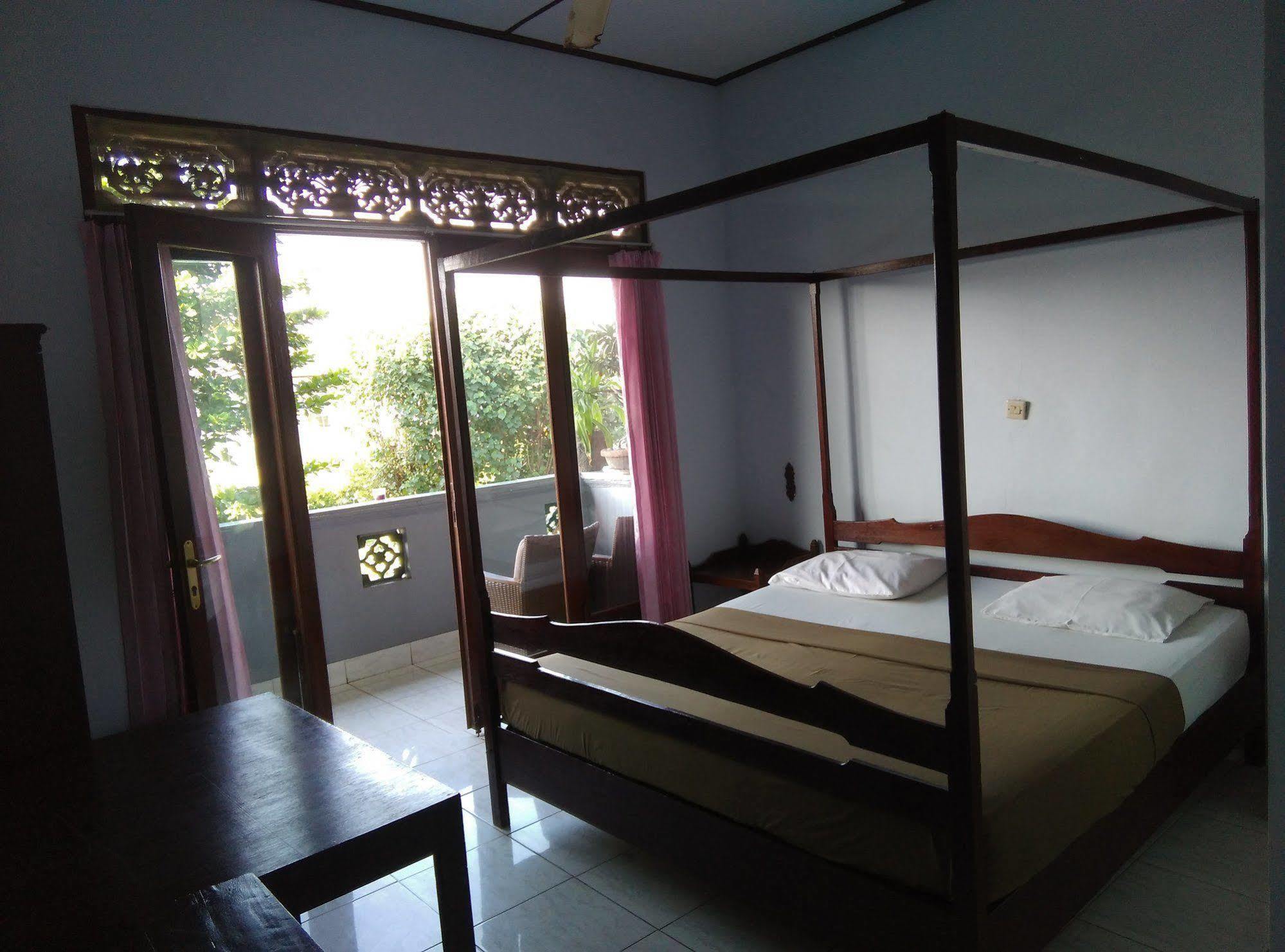 Celagi Inn パダンバイ エクステリア 写真